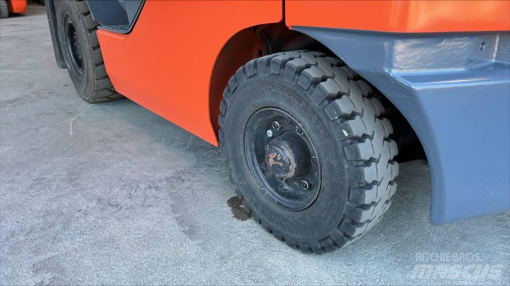 Toyota 02-8 FDF 18 Stivuitor diesel