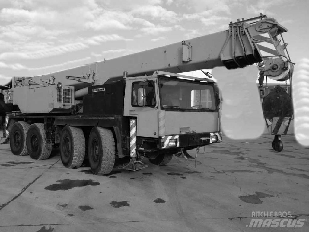 Liebherr LTM 1060 Macara pentru orice teren