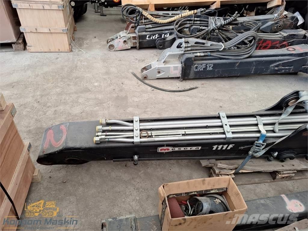 Loglift 111 Macarale de transport