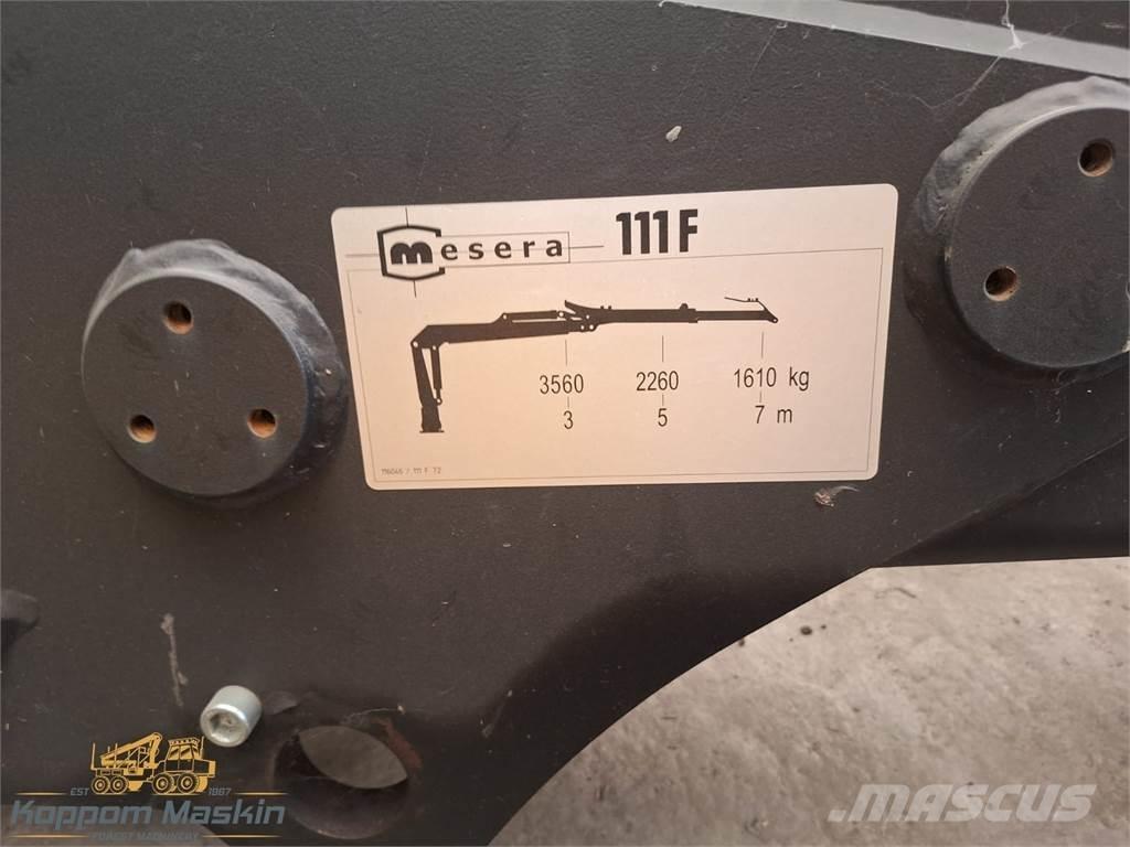Loglift 111 Macarale de transport