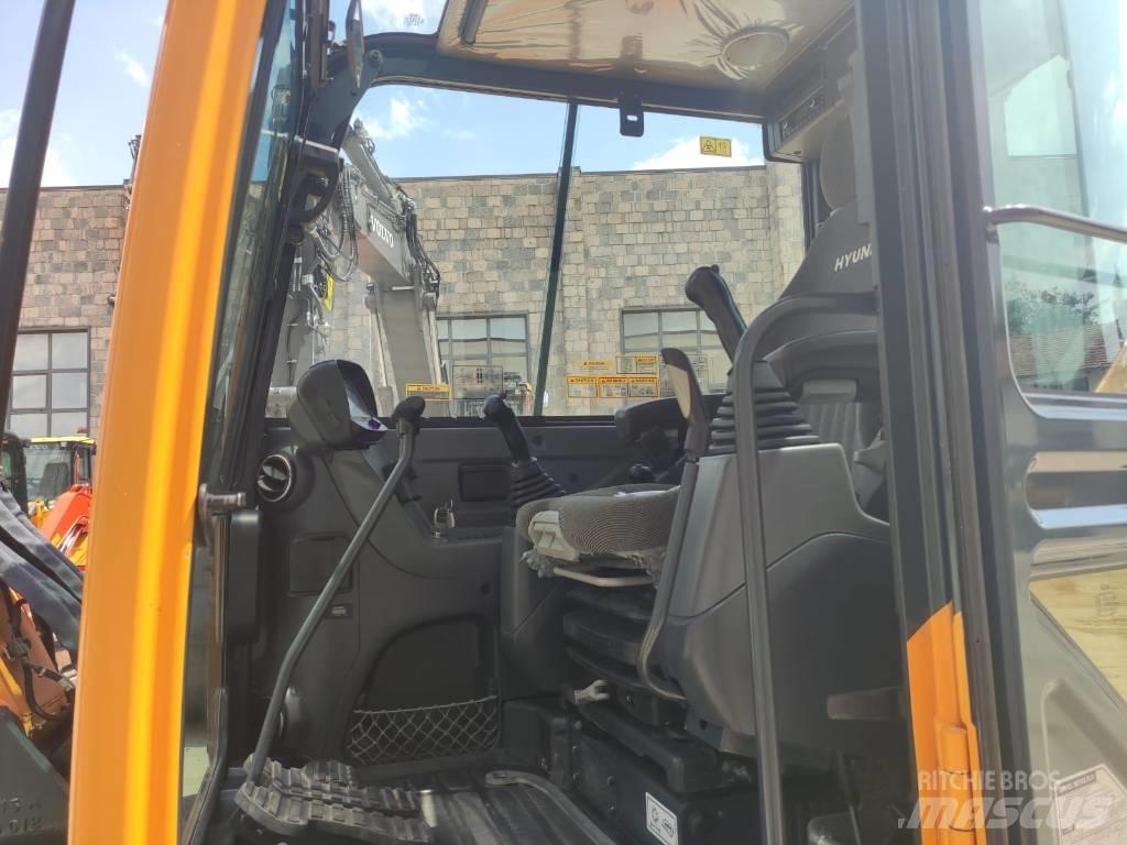 Hyundai R60CR-9A Mini excavatoare < 7t
