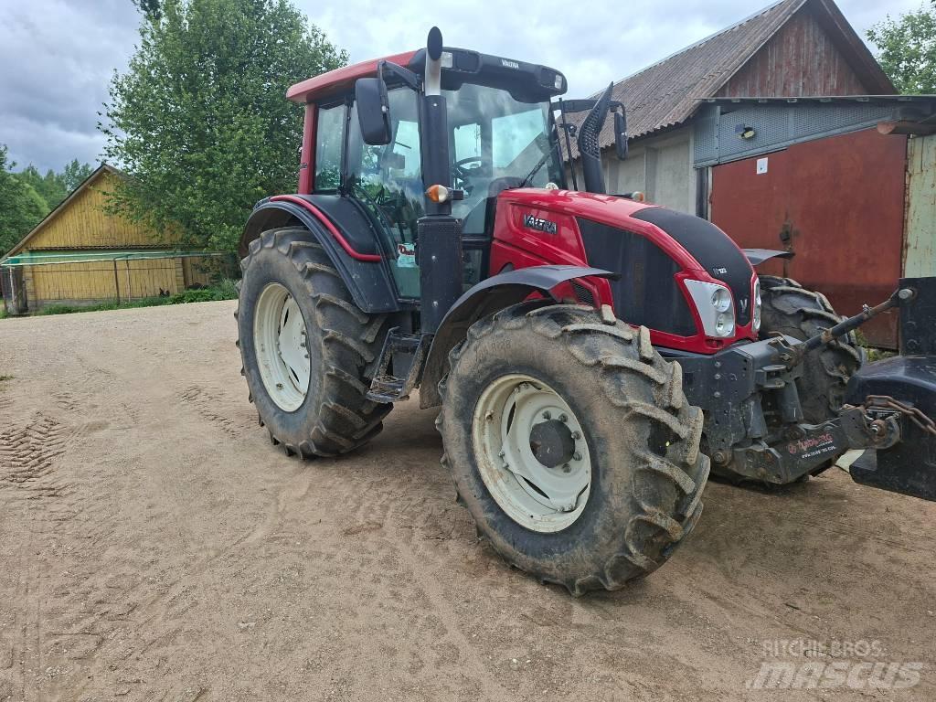 Valtra N 123 Tractoare