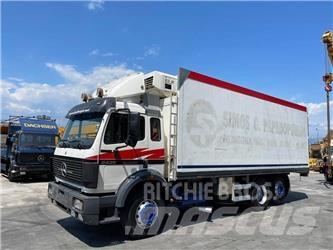 Mercedes-Benz 2435L Containere refrigerate
