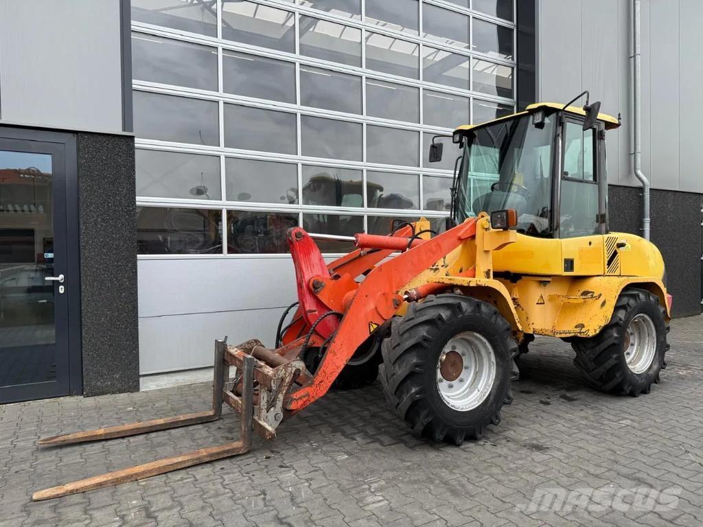 Volvo L35B Incarcator pe pneuri
