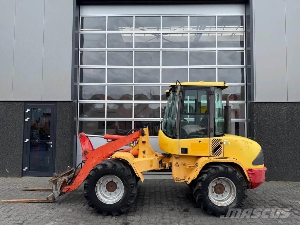 Volvo L35B Incarcator pe pneuri