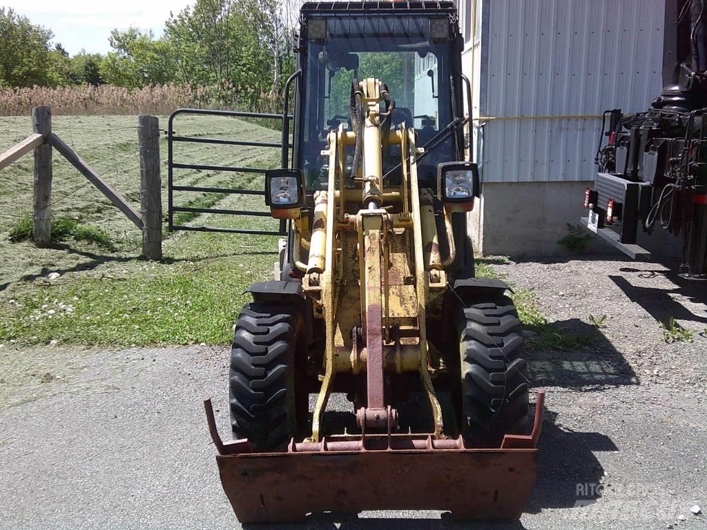 Wacker Neuson WL 25 Incarcator pe pneuri