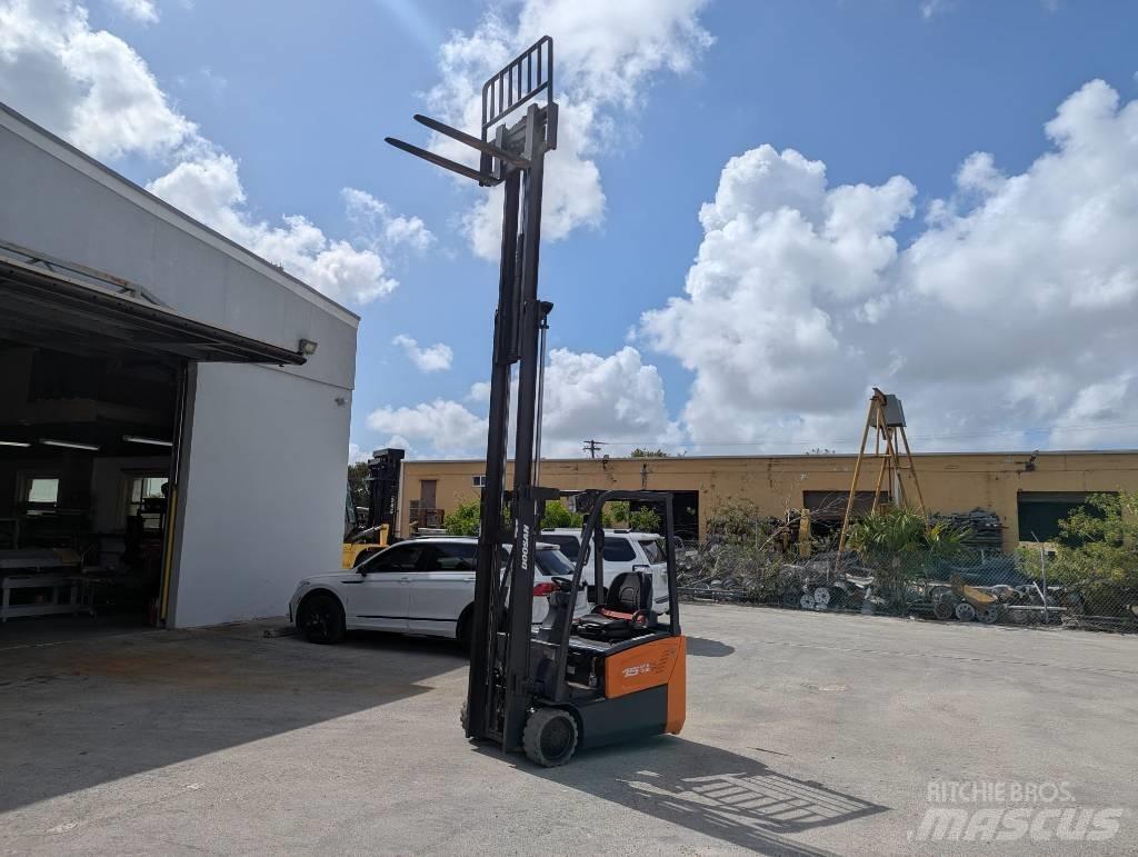 Doosan B 15 T-7 Stivuitor electric