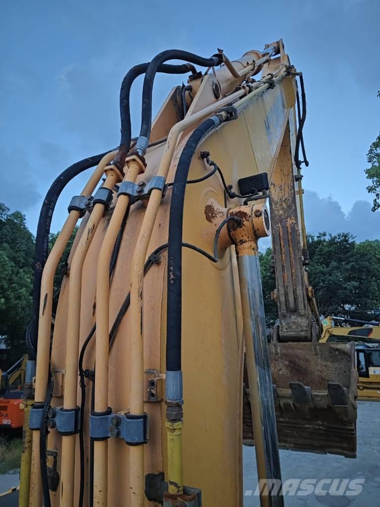 Hyundai R220LC=9S Excavatoare pe șenile
