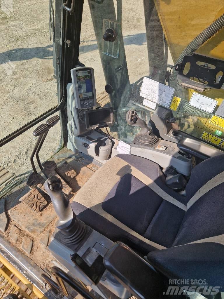 CAT 323 F L Excavatoare pe șenile
