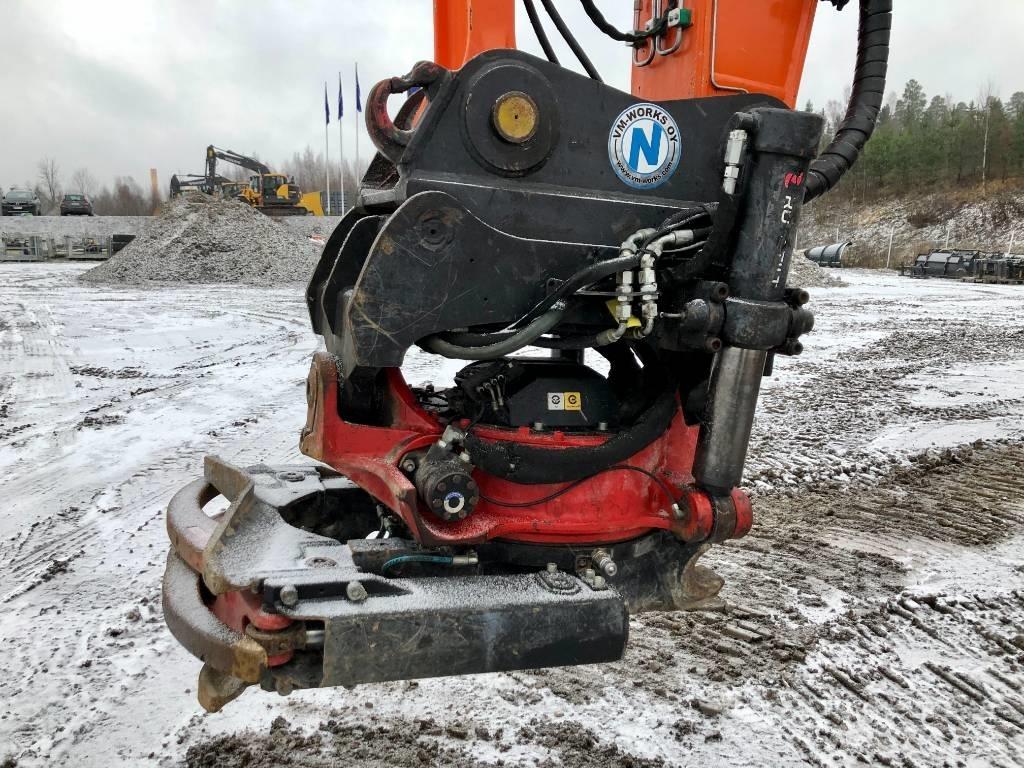 Hitachi ZX225USRLC-6 Excavatoare pe șenile
