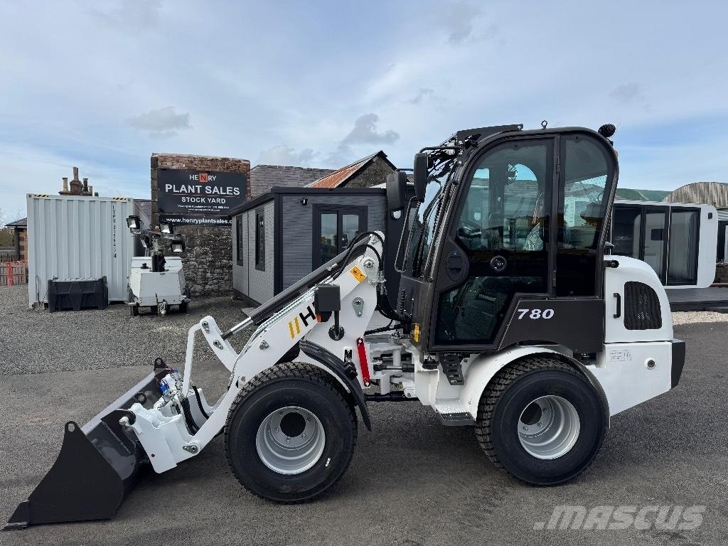  HPS 780 Incarcator pe pneuri
