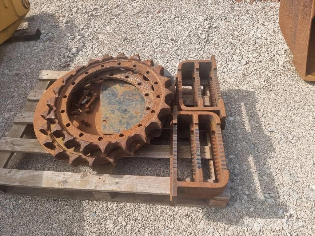 CAT 320 D Excavatoare pe șenile
