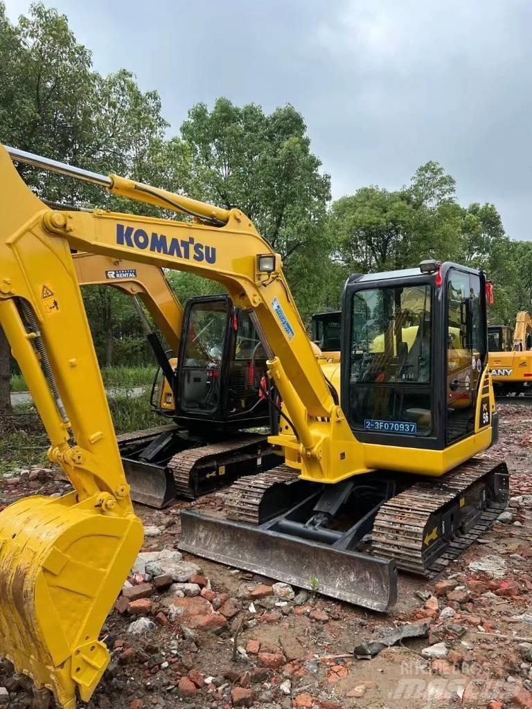 Komatsu PC56-7 Excavatoare pe șenile
