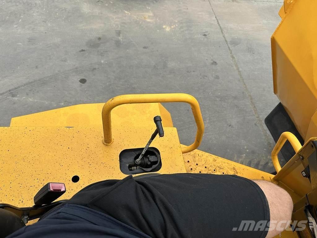 Thwaites 9T Minitractor de teren