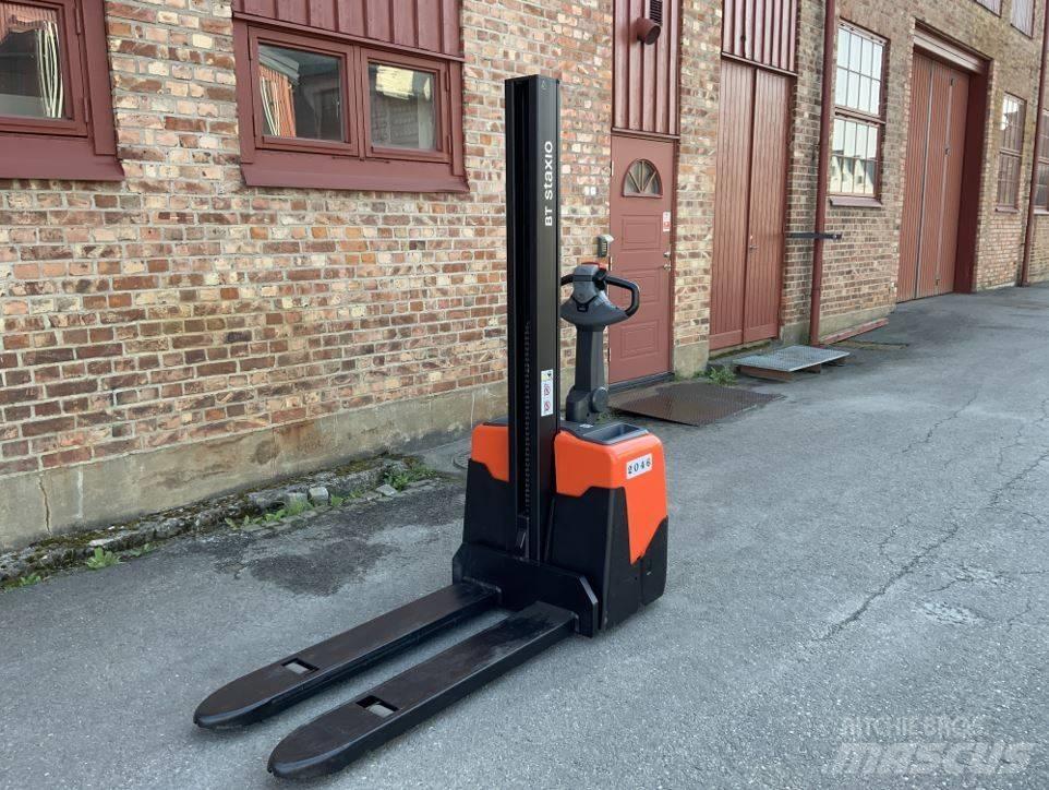 BT HWE 100 Transpaleta manuala