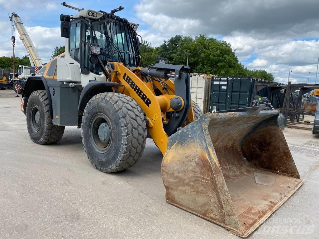 Liebherr L546 Incarcator pe pneuri