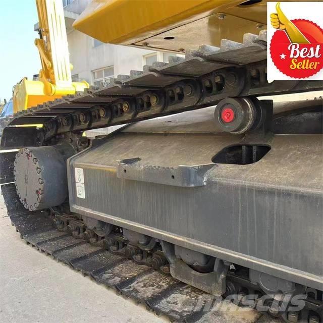 Komatsu PC 210 Excavatoare pe șenile
