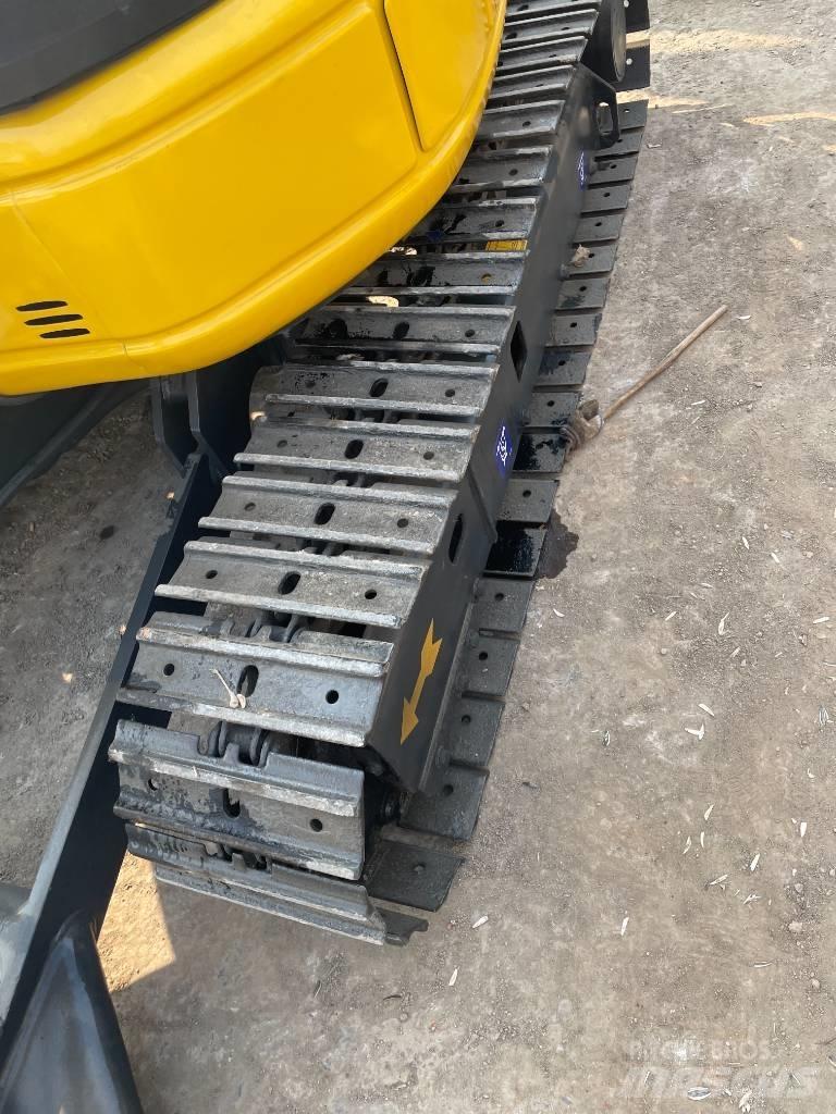 Komatsu PC 35 Mini excavatoare < 7t