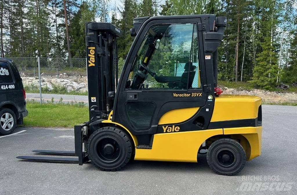 Yale GDP 35 VX Stivuitor diesel
