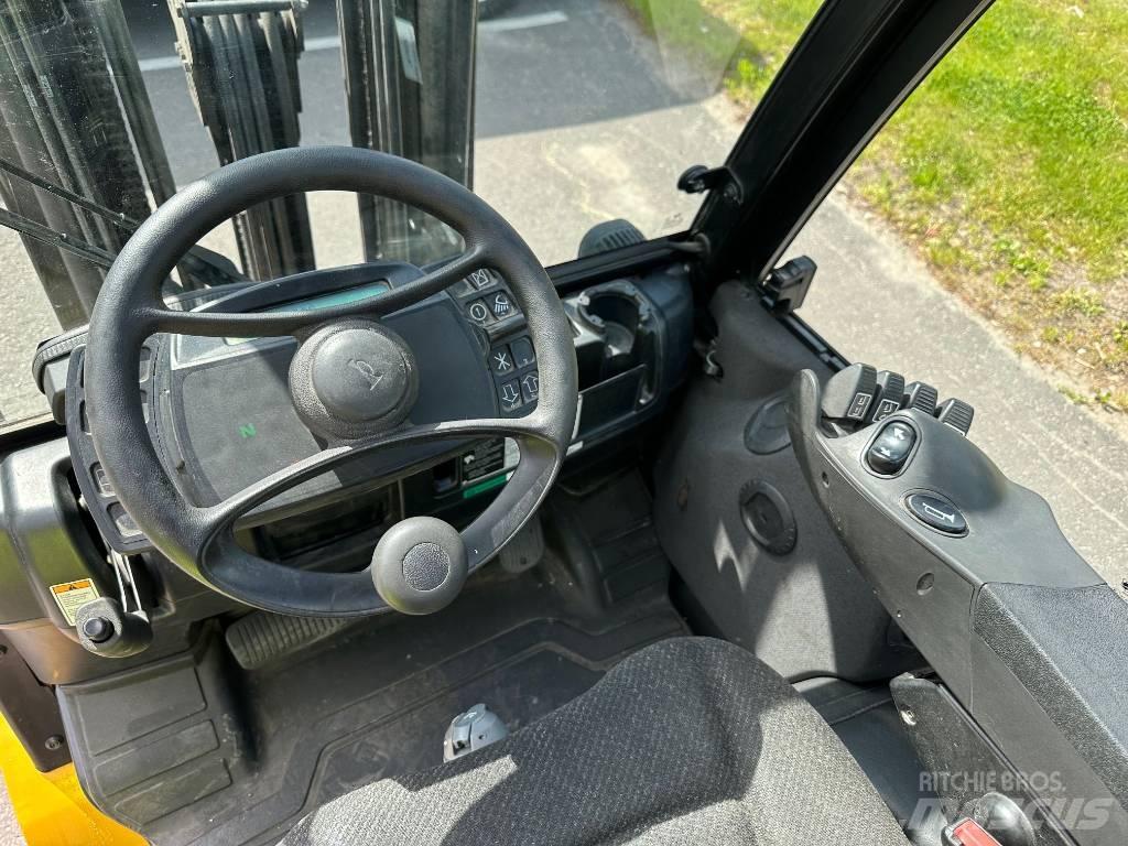 Yale GDP 35 VX Stivuitor diesel