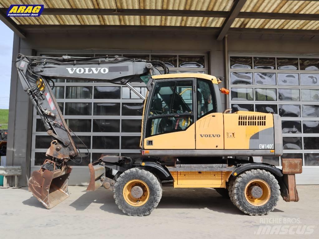 Volvo EW 140 C Excavatoare cu roti