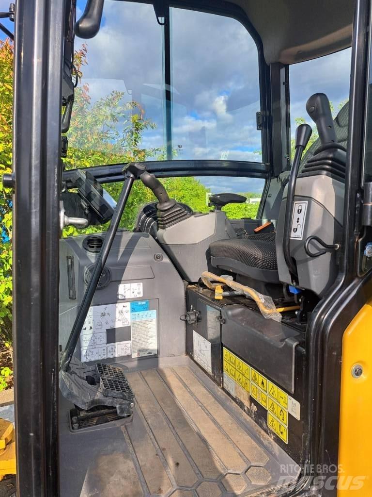 CAT 302cr Mini excavatoare < 7t