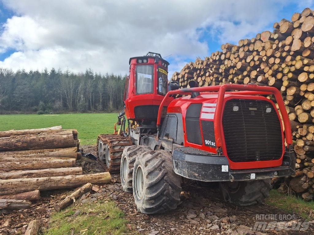 Komatsu 901 XC Combine forestiere