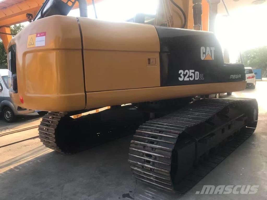 CAT 325 D L Excavatoare pe șenile
