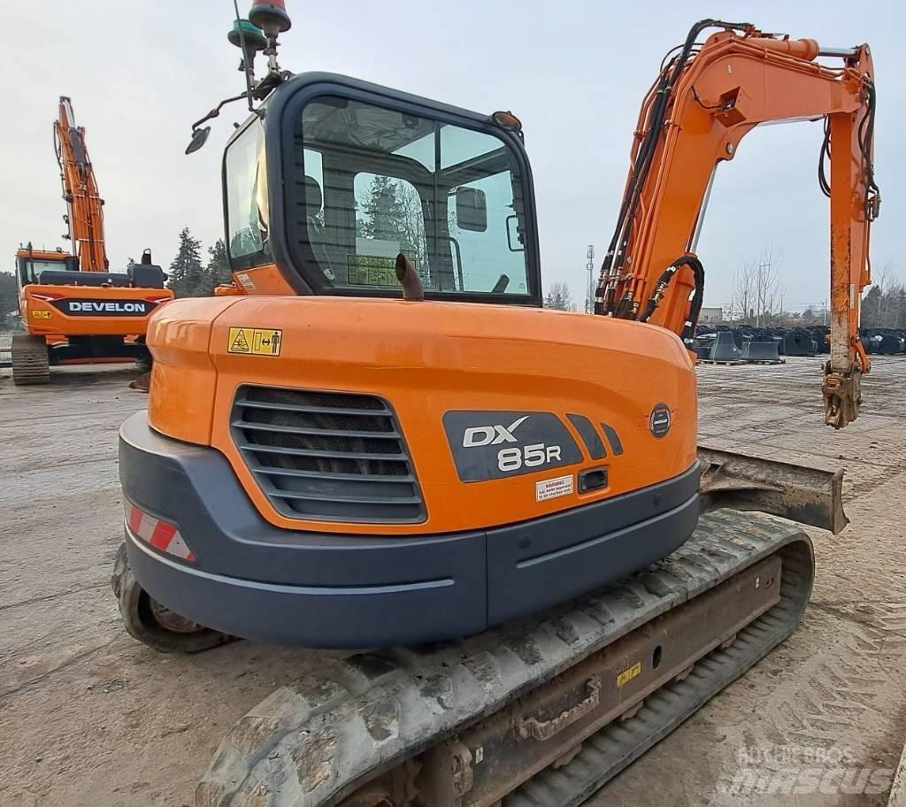 Doosan DX 85 R-3 Excavatoare 7t - 12t