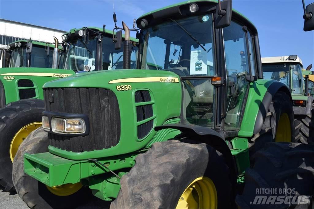 John Deere 6330 Tractoare