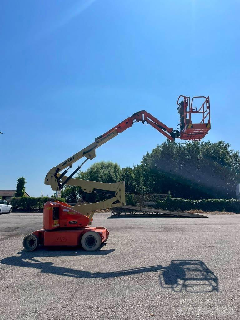 JLG E 400 AJP Nacele cu brat articulat