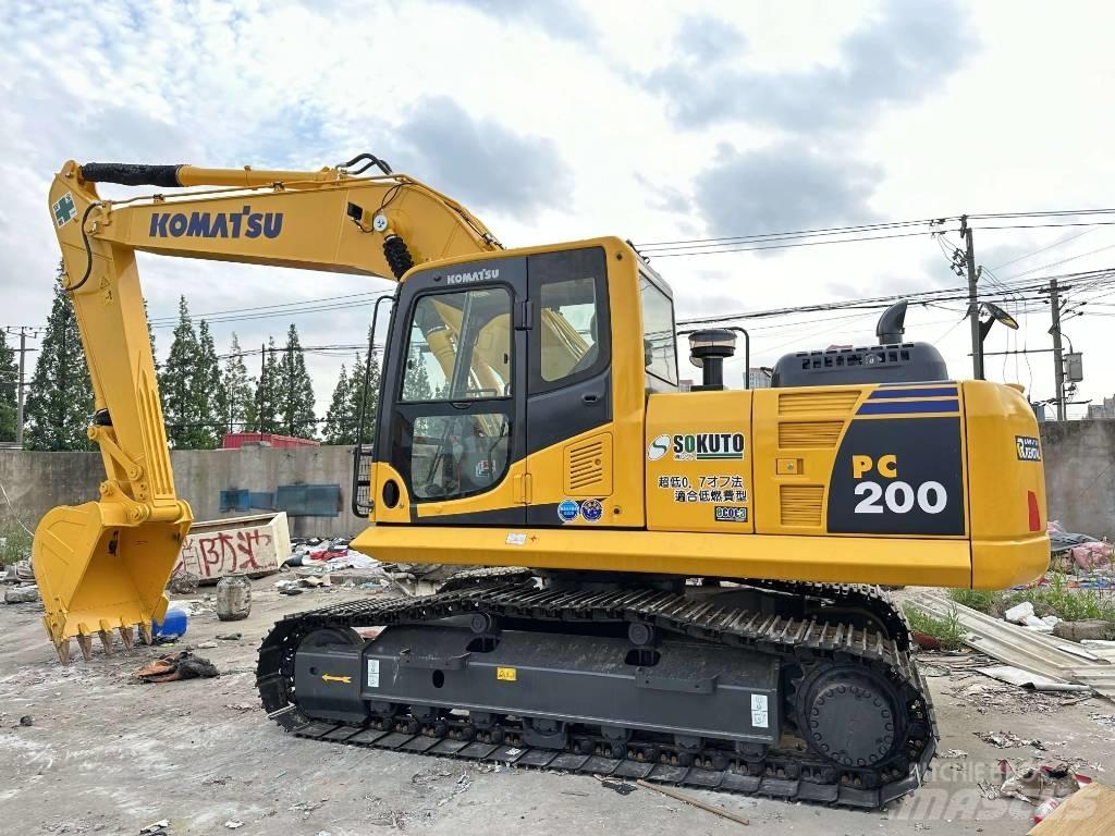 Komatsu PC200-8 Excavatoare pe șenile
