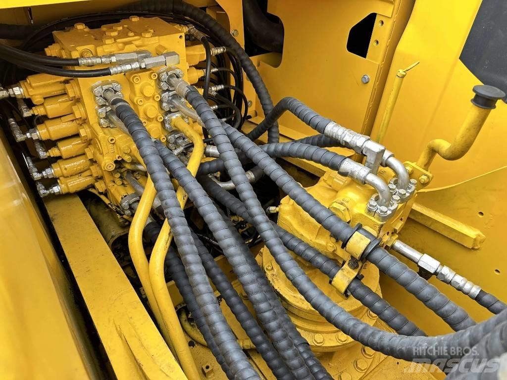 Komatsu PC200-8 Excavatoare pe șenile
