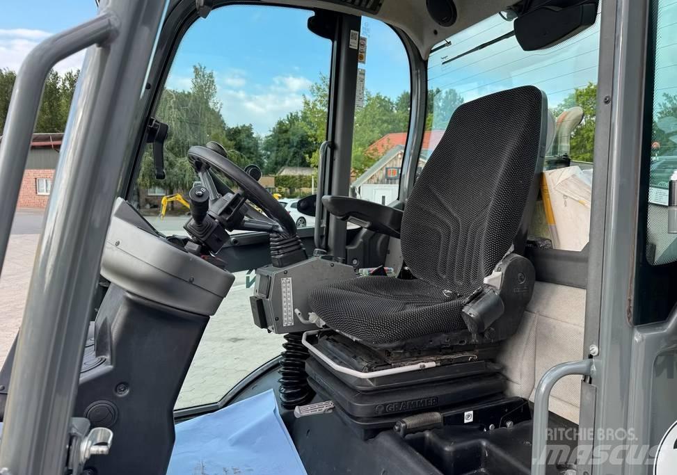 Wacker Neuson WL 60 Incarcator pe pneuri