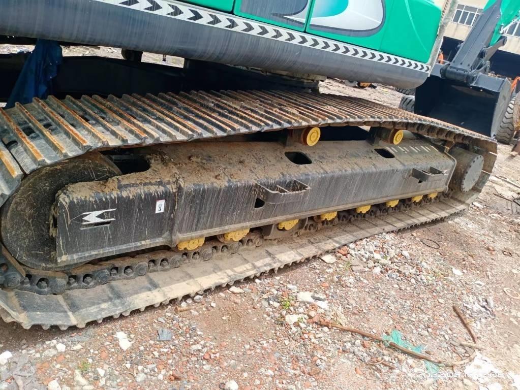 Kobelco SK 210 Excavatoare pe șenile
