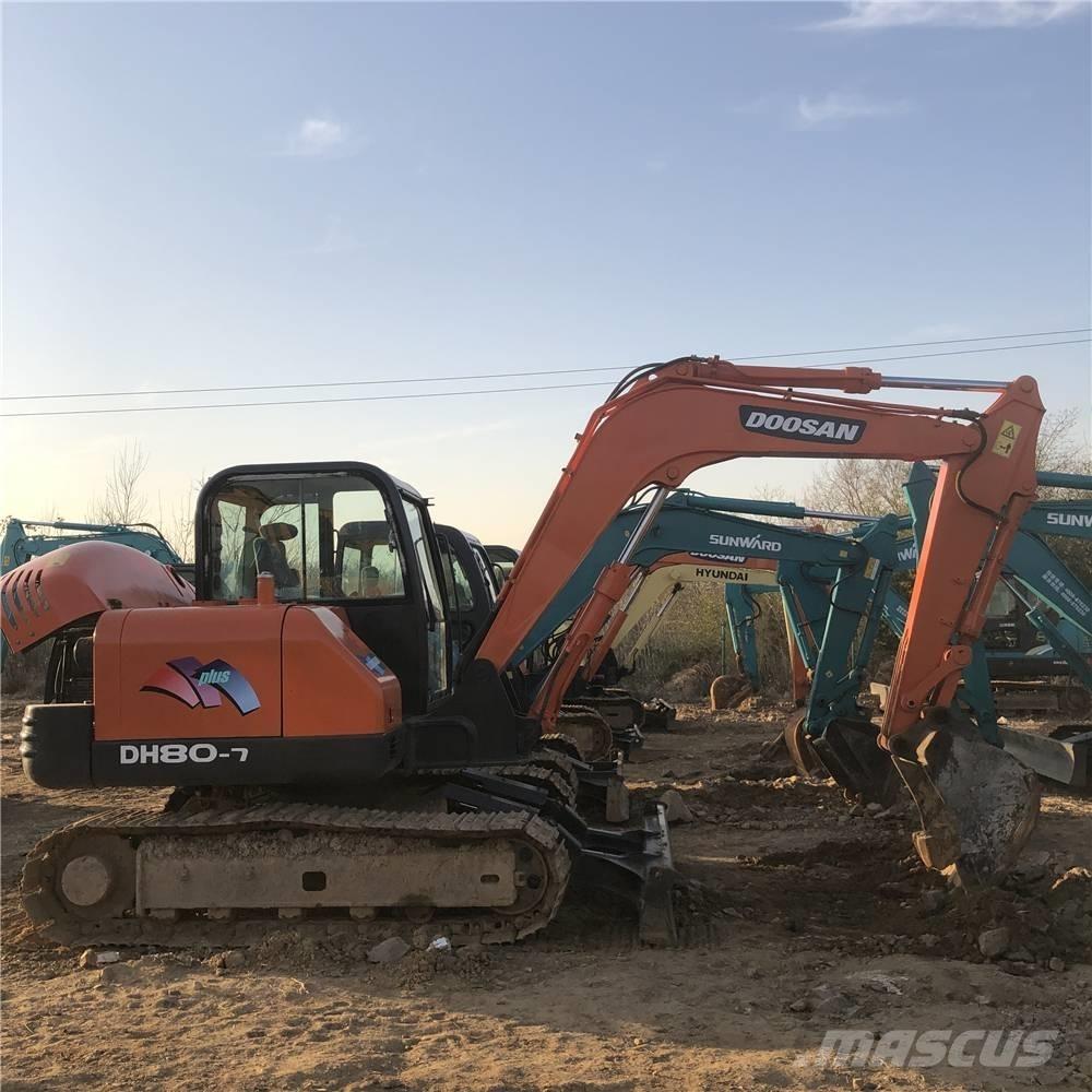 Doosan DH80 Excavatoare 7t - 12t