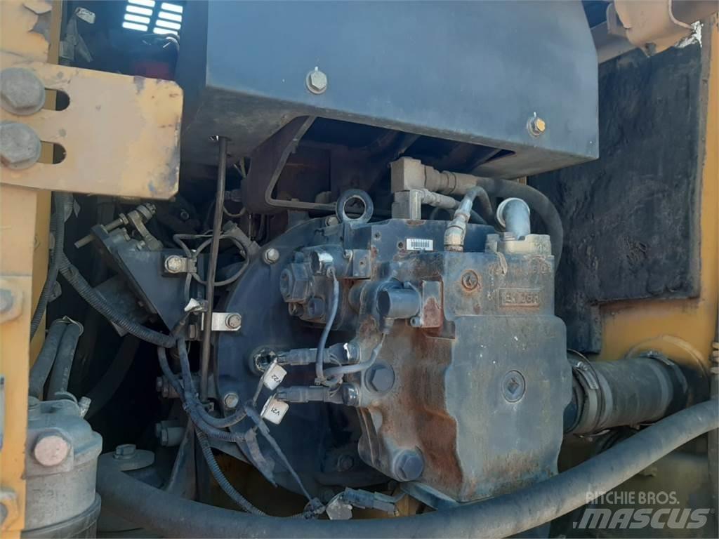 Komatsu PW180-7 Excavatoare cu roti
