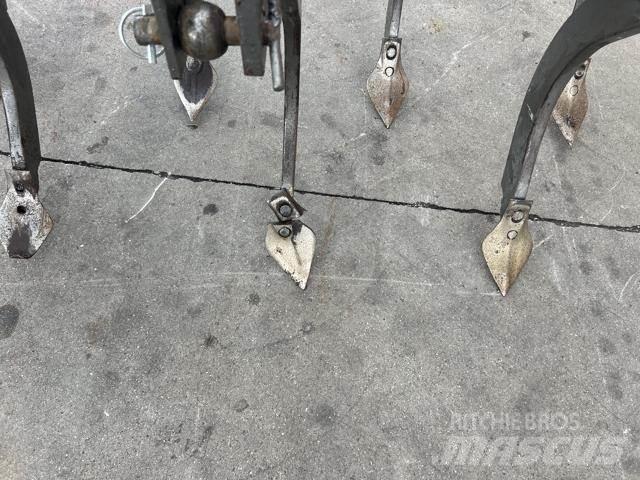 Peecon cultivator Cultivatoare