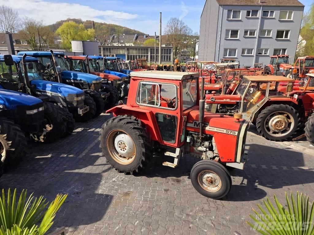 Massey Ferguson 575 Tractoare