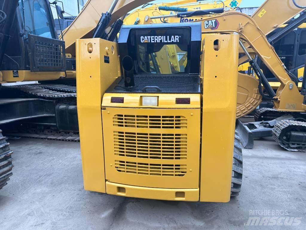 CAT 246 D Mini incarcator