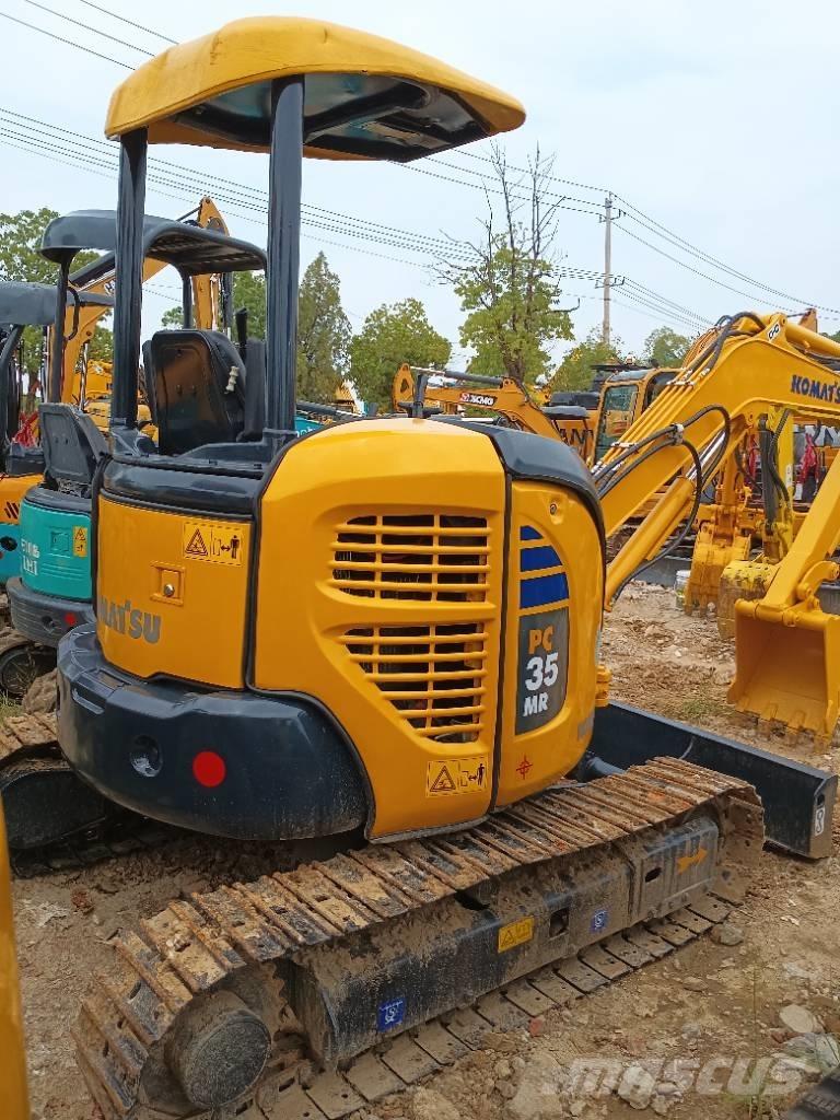 Komatsu PC 35 Excavatoare pe șenile
