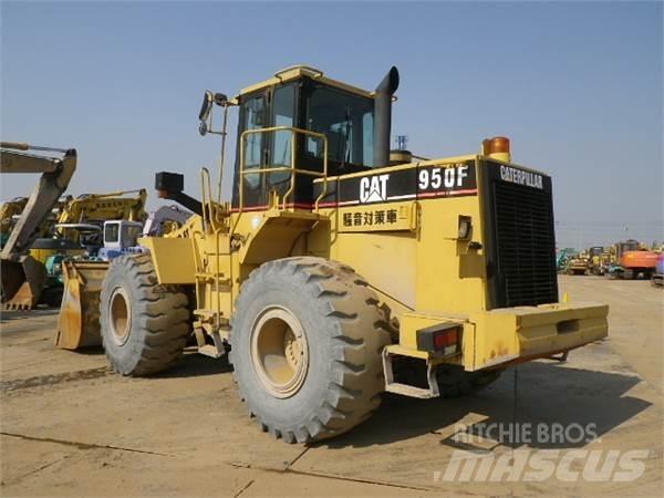 CAT 950F Incarcator pe pneuri