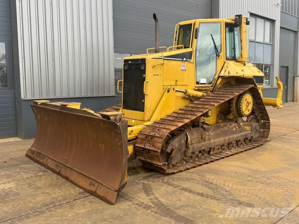 CAT D6N XL Buldozere pe senile