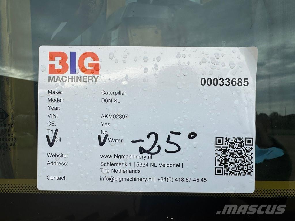 CAT D6N XL Buldozere pe senile