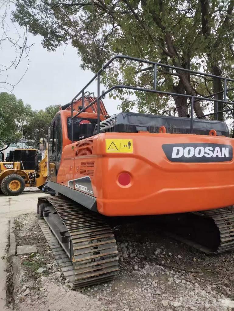 Doosan DX300LC-9c Excavatoare pe șenile
