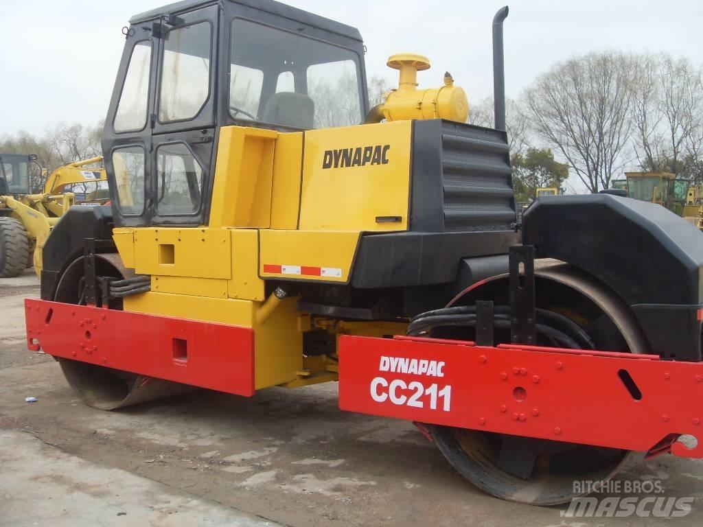 Dynapac CC 211 Cilindri compactori dubli