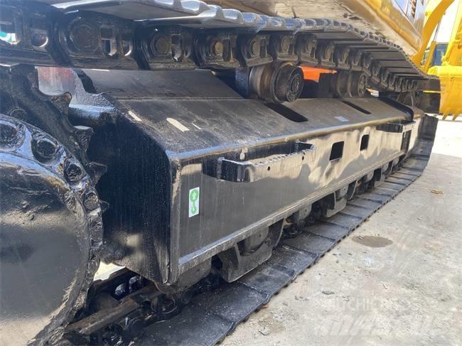 CAT 330 D Excavatoare pe șenile
