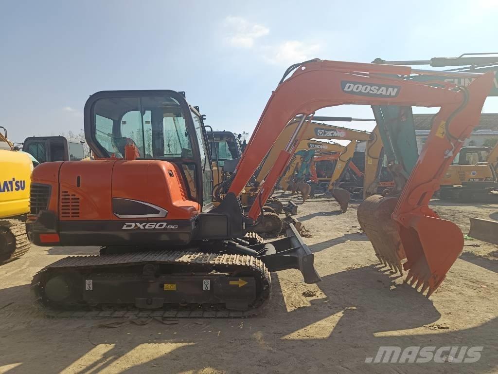 Doosan DX60-9C Excavatoare pe șenile
