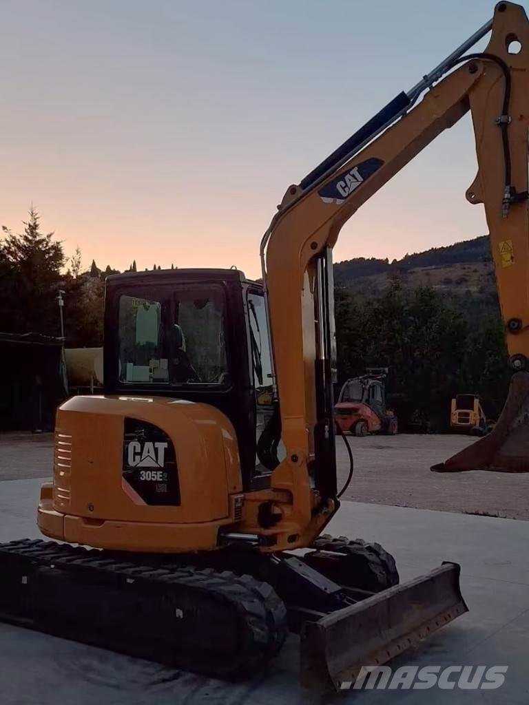 CAT 305E2CR Mini excavatoare < 7t