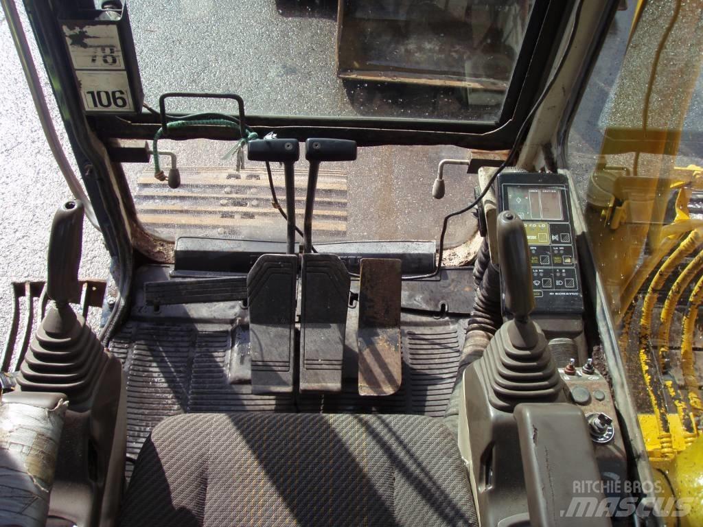 Komatsu PC120-5 Excavatoare pe șenile
